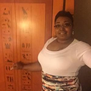 Meet your Posher, Beverly